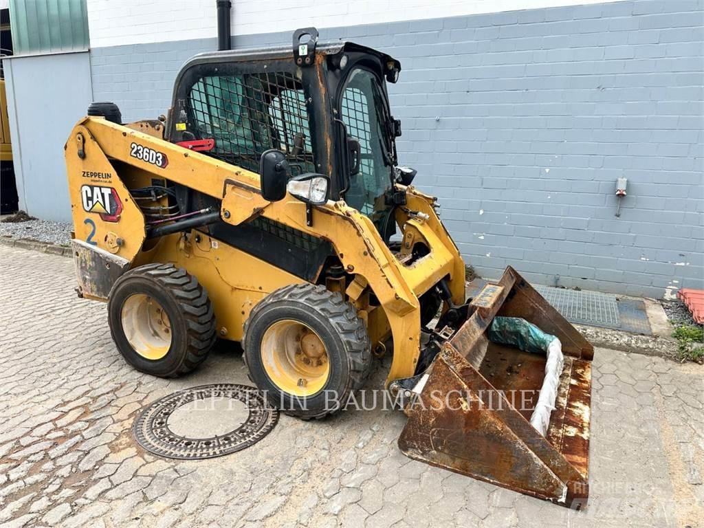 CAT 236D スキッドステアローダー