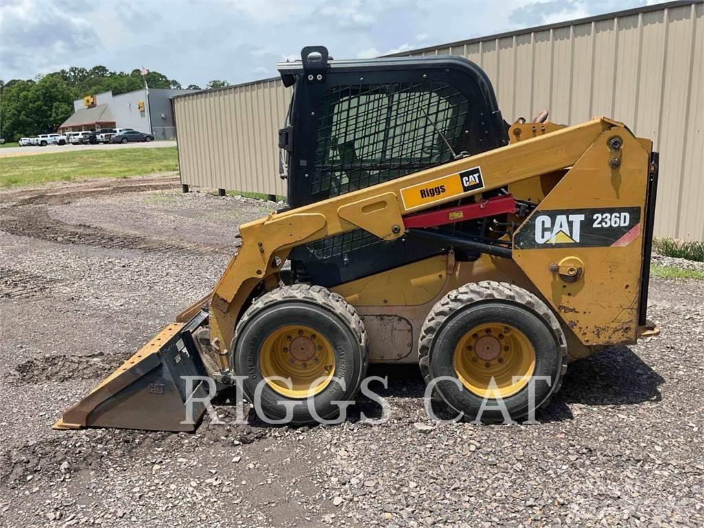 CAT 236D A スキッドステアローダー