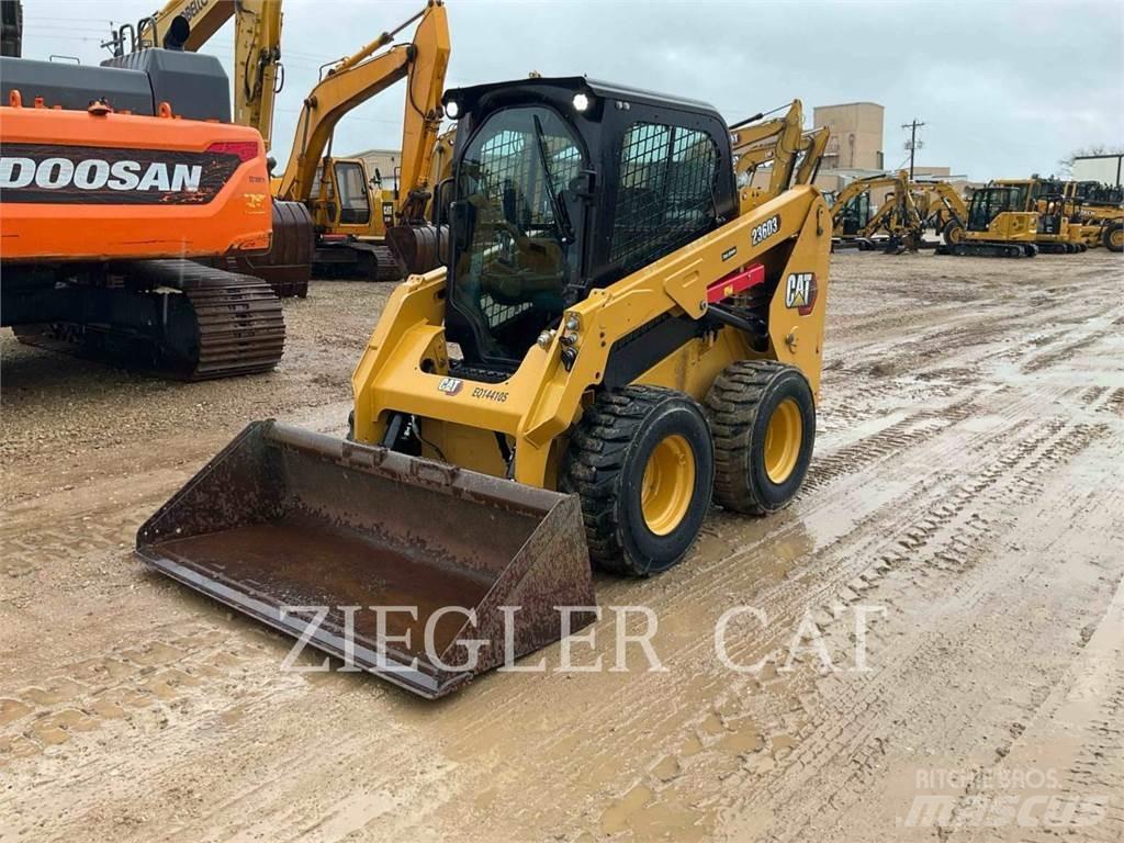 CAT 236D3 スキッドステアローダー