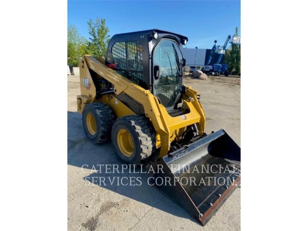 CAT 236D3 スキッドステアローダー