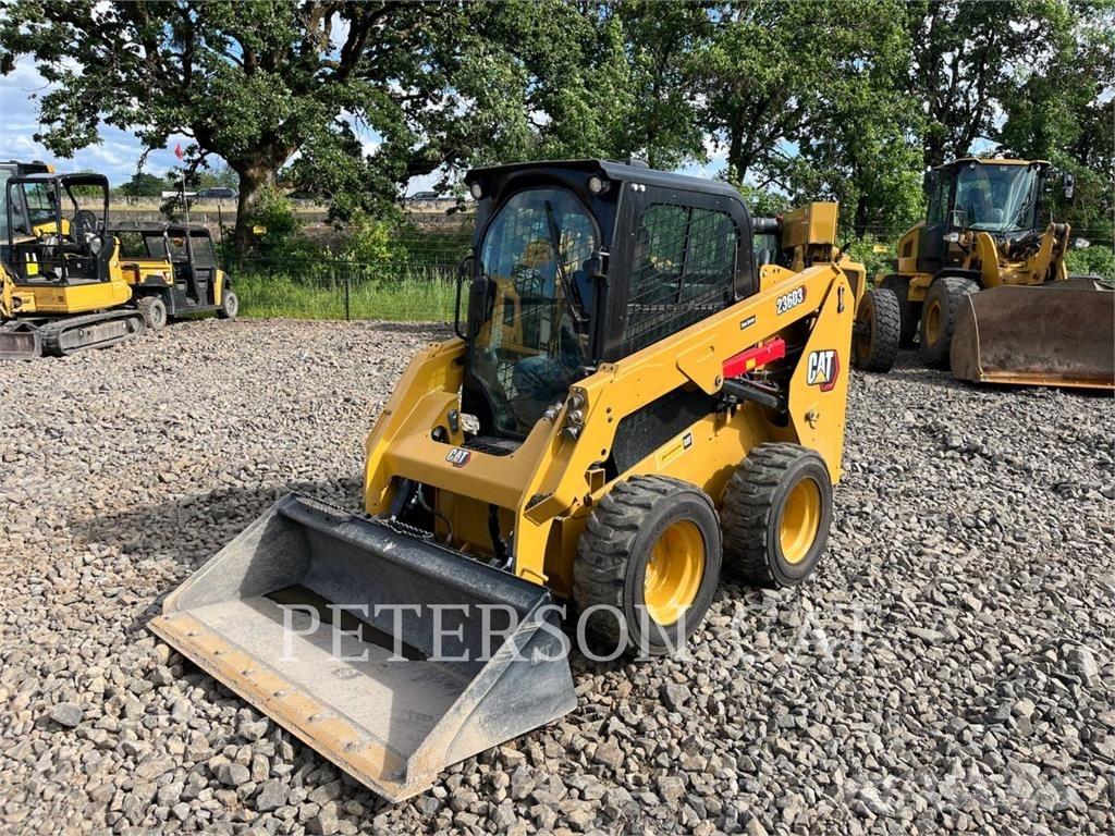 CAT 236D3 スキッドステアローダー