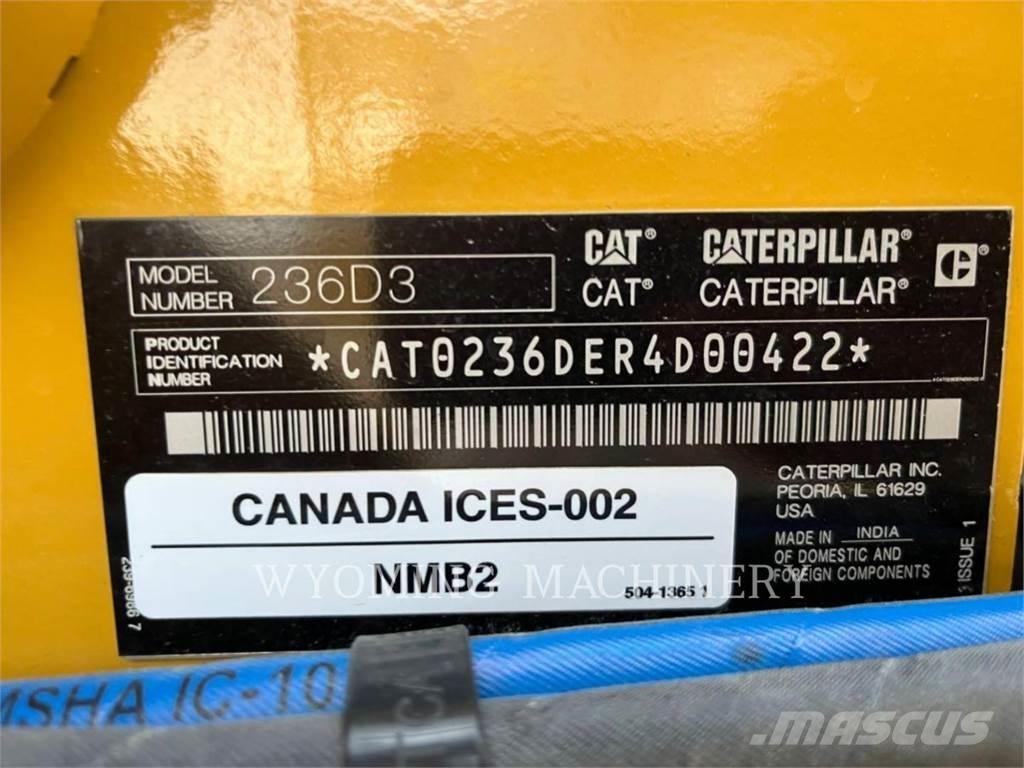 CAT 236D3 スキッドステアローダー