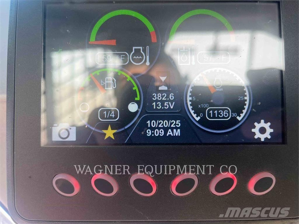 CAT 236D3 スキッドステアローダー