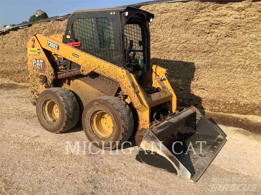 CAT 236D3 A2Q スキッドステアローダー