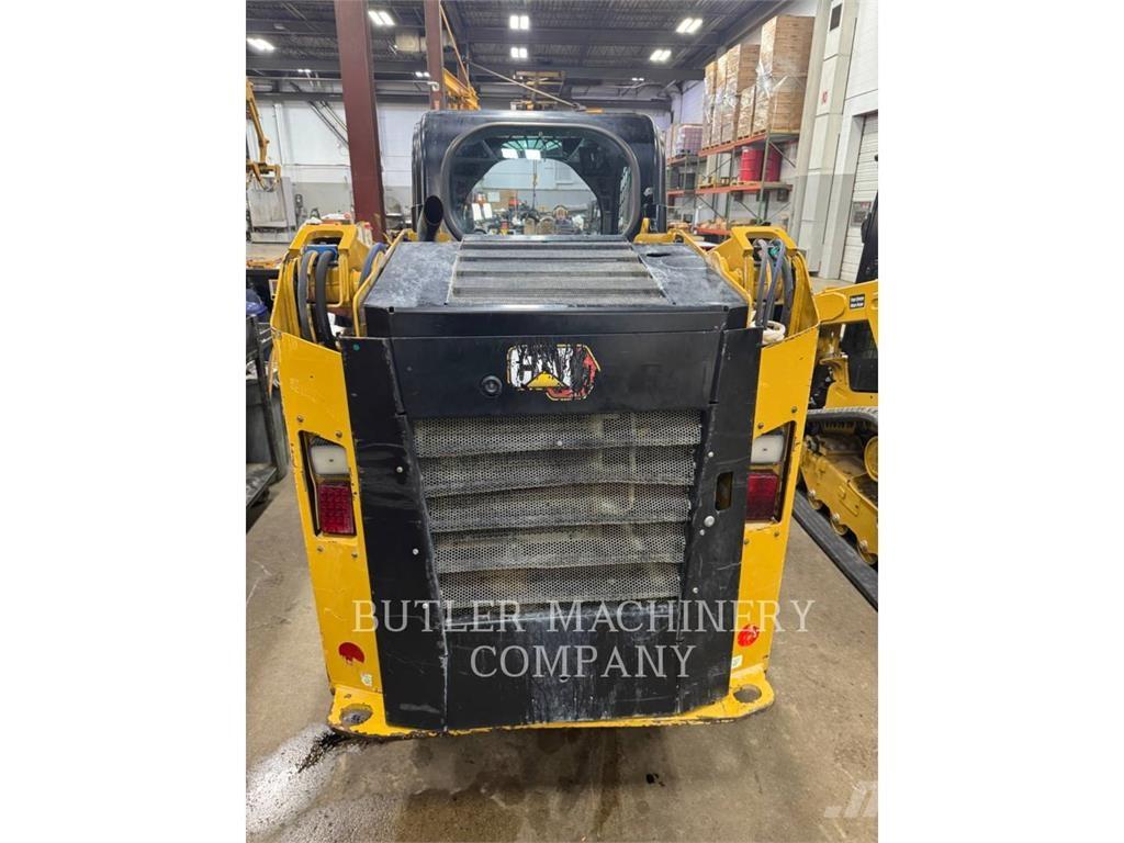 CAT 236D3 C3H1 スキッドステアローダー