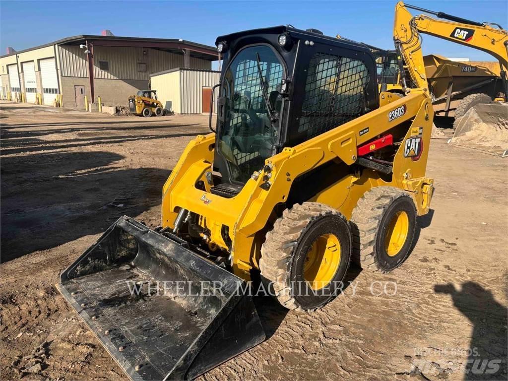 CAT 236D3 C3H2 スキッドステアローダー
