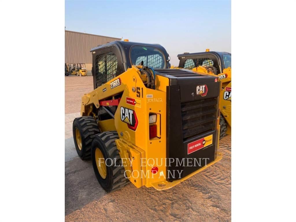 CAT 236D3STD2C スキッドステアローダー