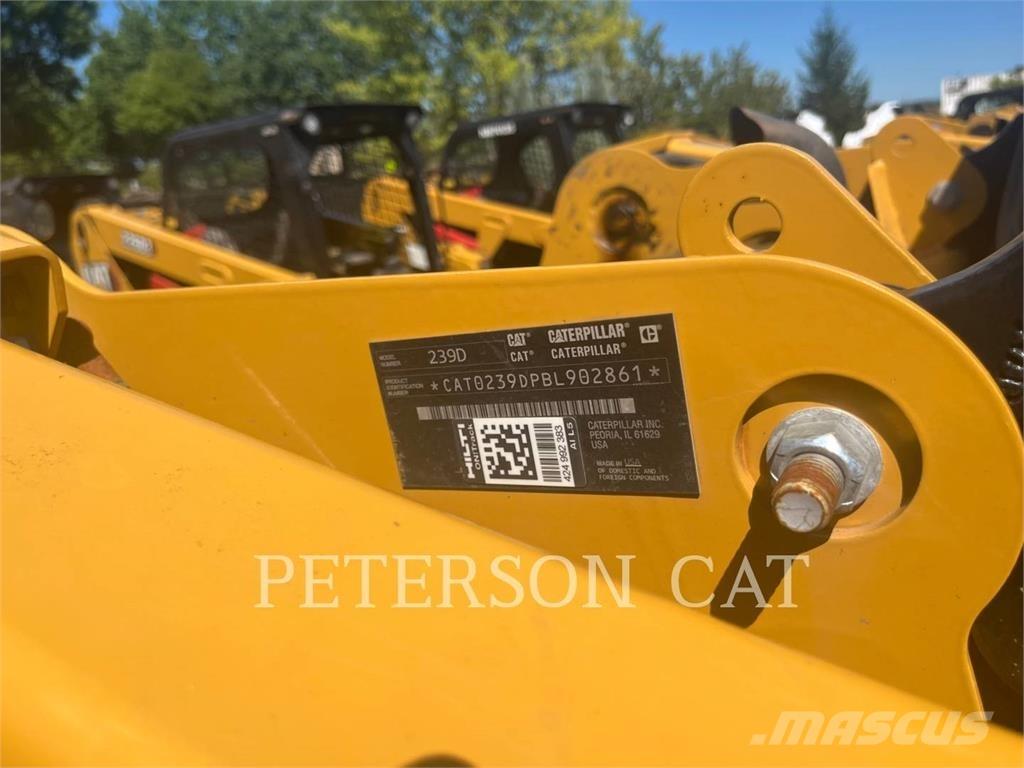 CAT 239D クローラーローダー