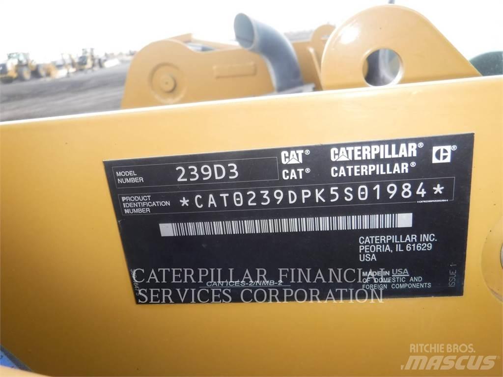 CAT 239D3 クローラーローダー