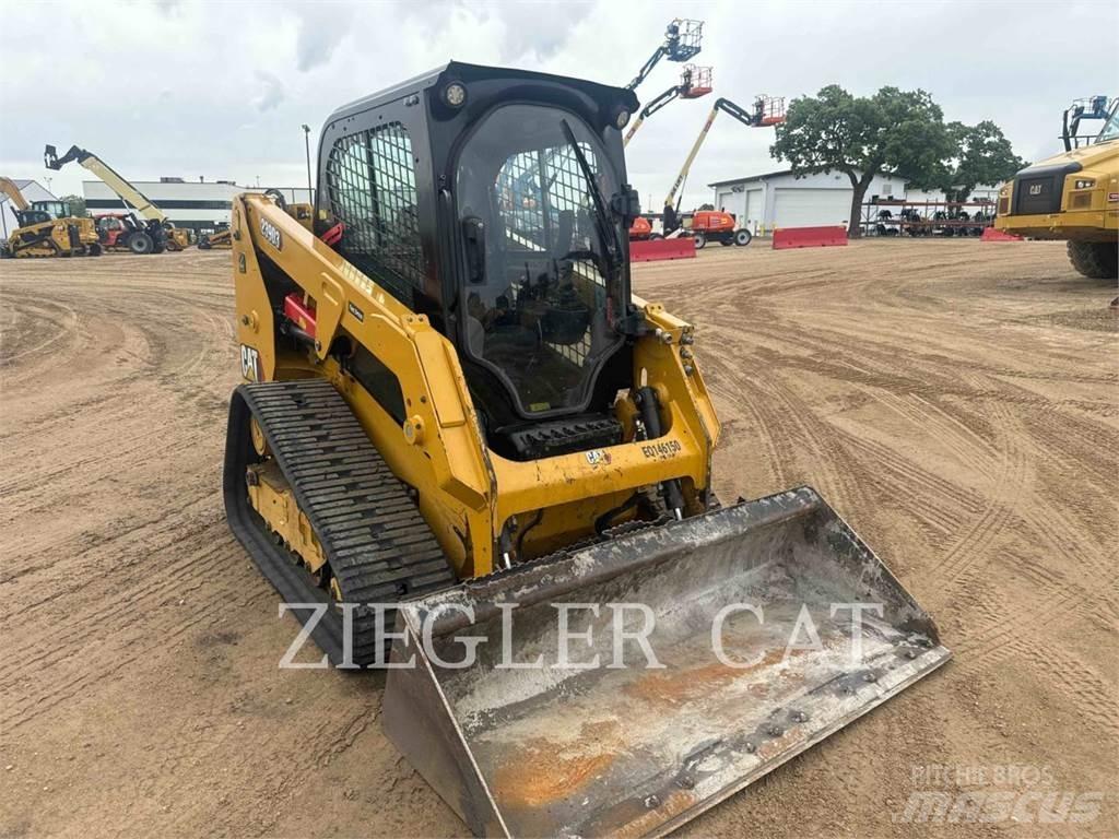 CAT 239D3 クローラーローダー