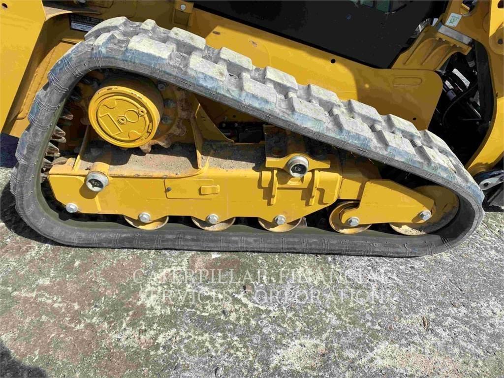 CAT 239D3 クローラーローダー
