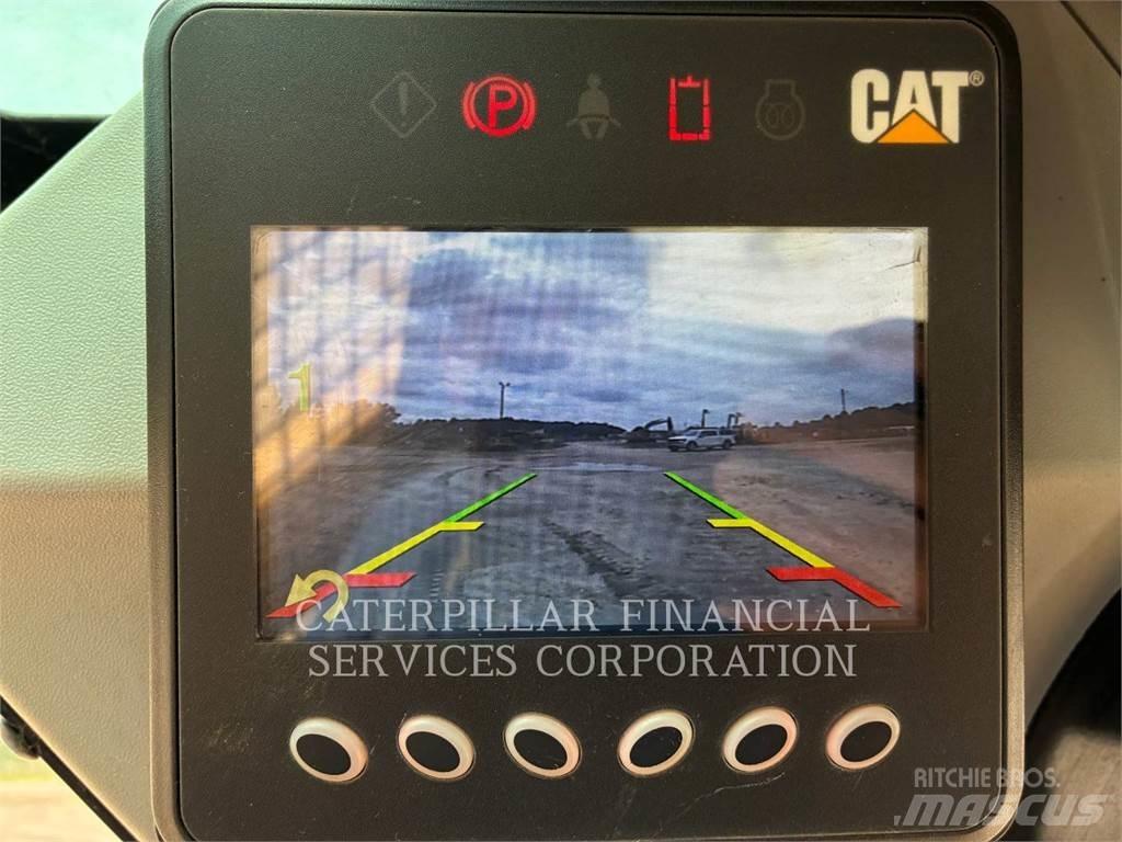 CAT 239D3 クローラーローダー