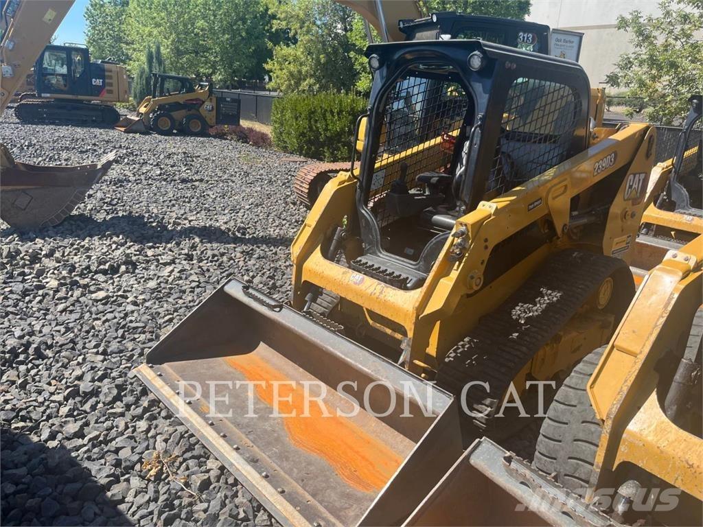 CAT 239D3 スキッドステアローダー