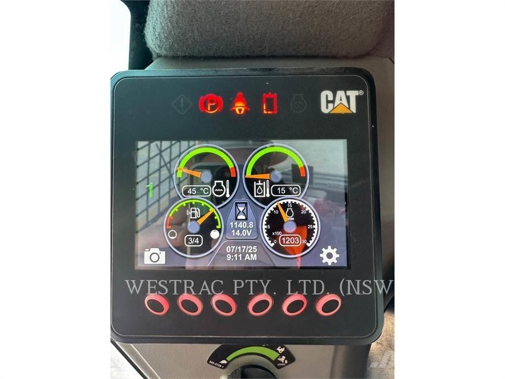 CAT 239D3 クローラーローダー
