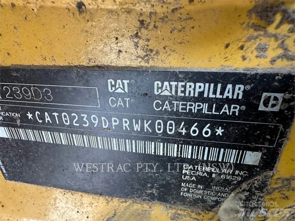 CAT 239D3 クローラーローダー