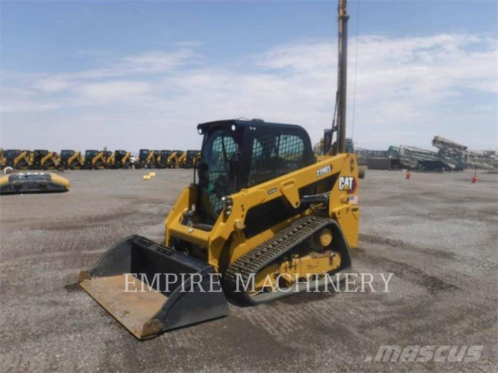 CAT 239D3-TL スキッドステアローダー