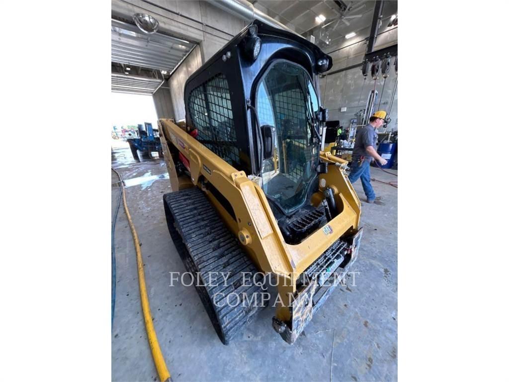 CAT 239D3STD2C スキッドステアローダー