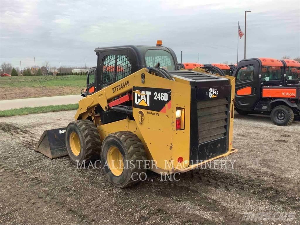 CAT 246D スキッドステアローダー