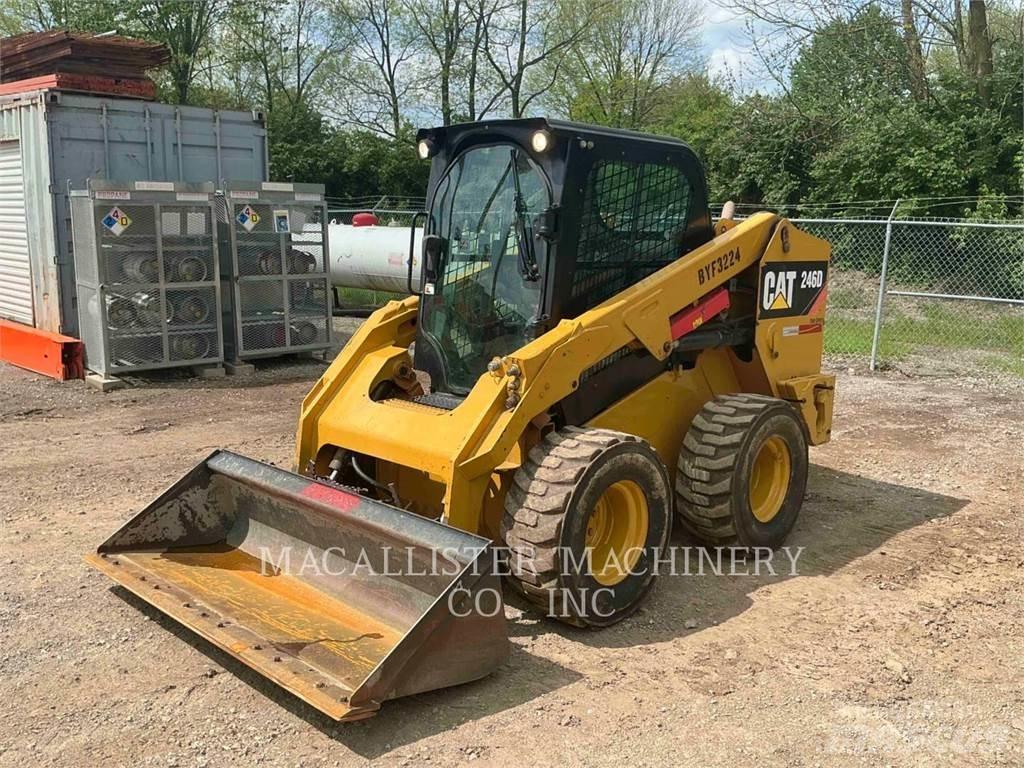 CAT 246D スキッドステアローダー