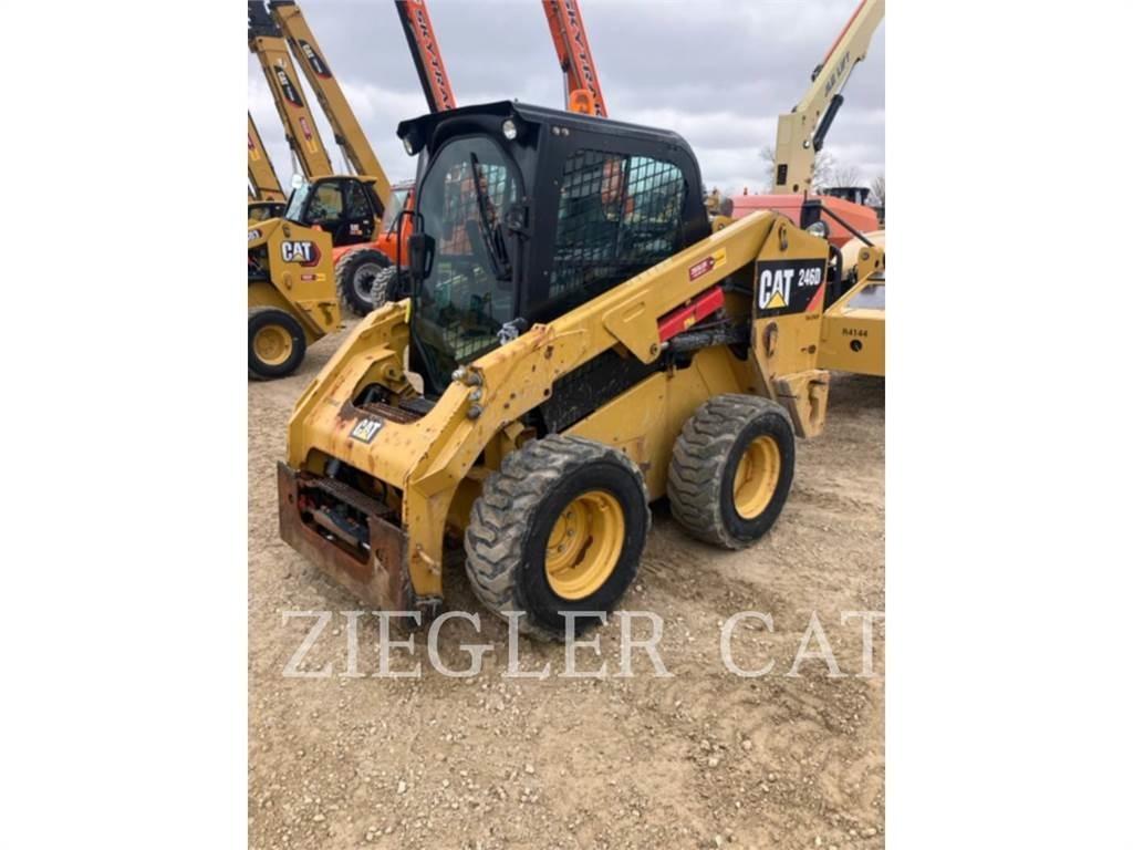 CAT 246D スキッドステアローダー