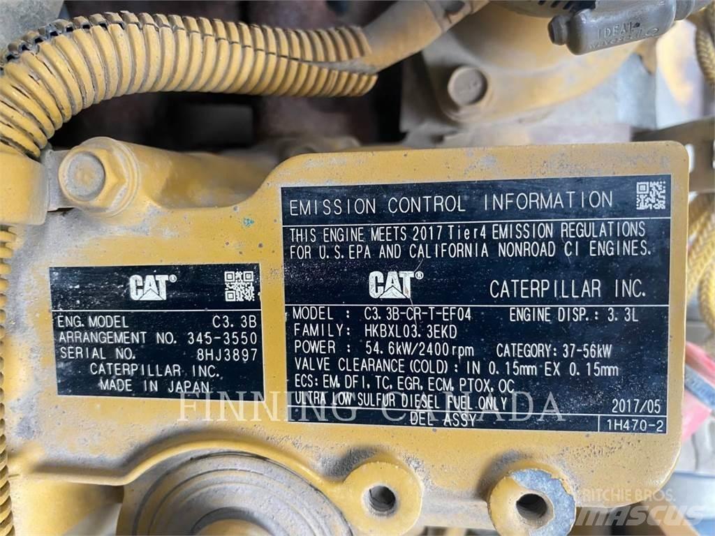 CAT 246D スキッドステアローダー