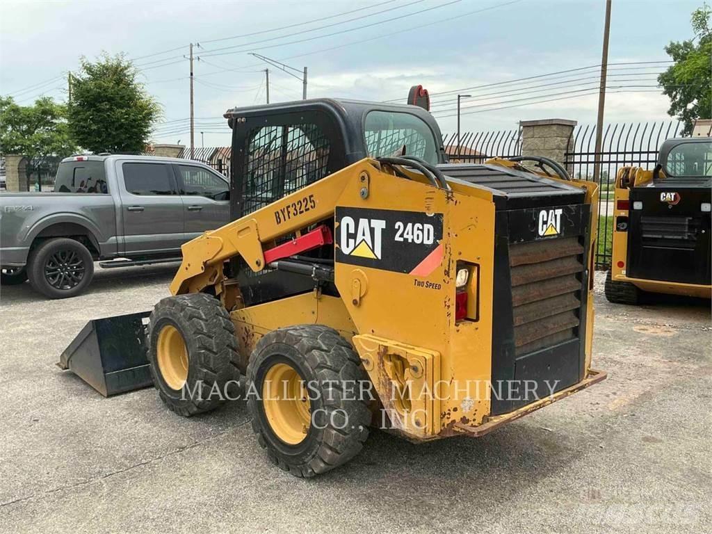CAT 246D スキッドステアローダー