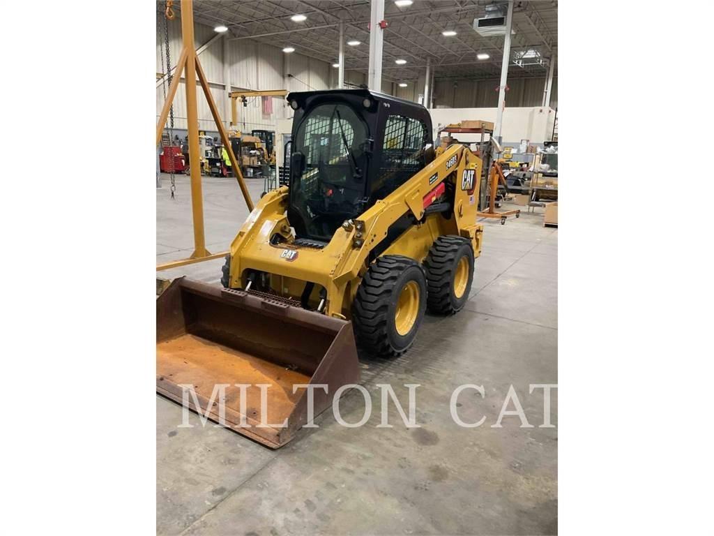 CAT 246D 3 スキッドステアローダー