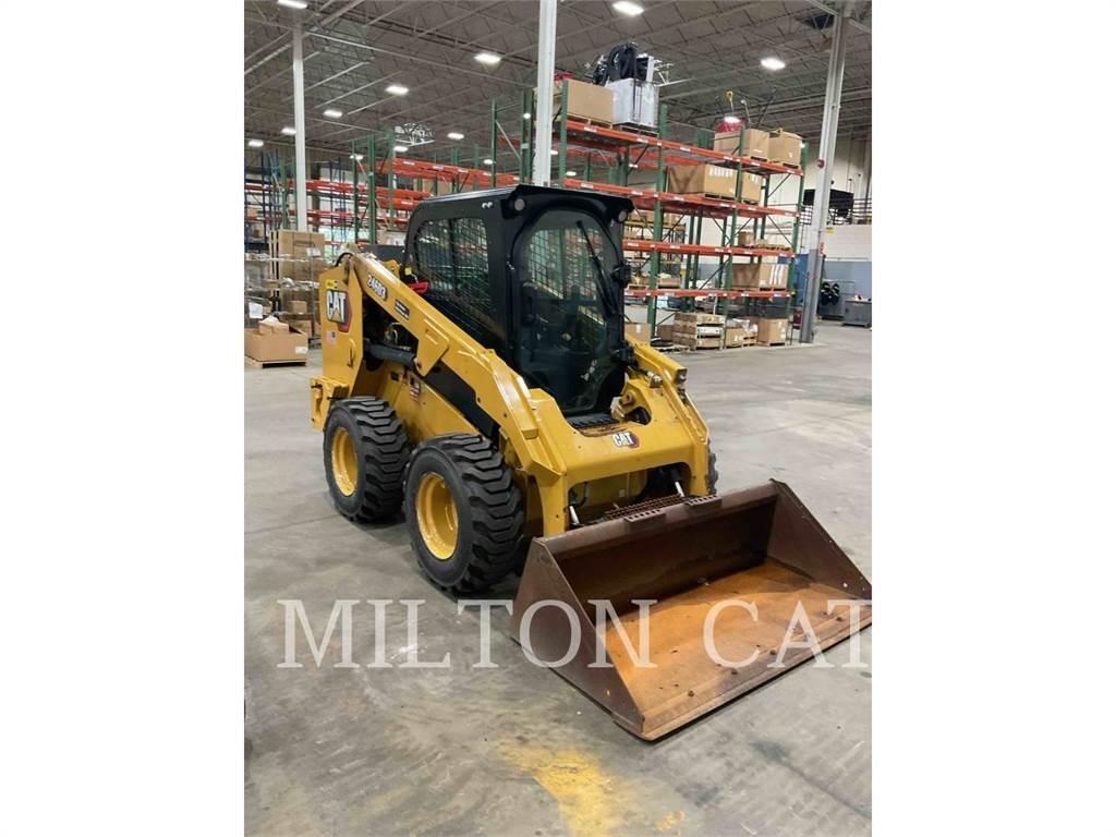 CAT 246D 3 スキッドステアローダー