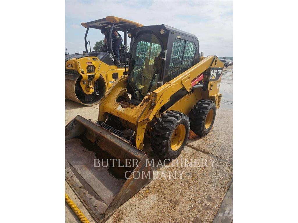 CAT 246D C3H2 スキッドステアローダー