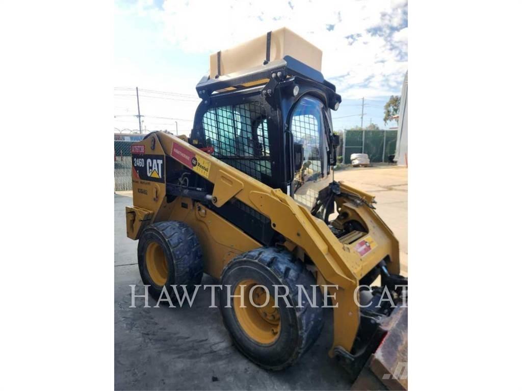 CAT 246D CBHF スキッドステアローダー
