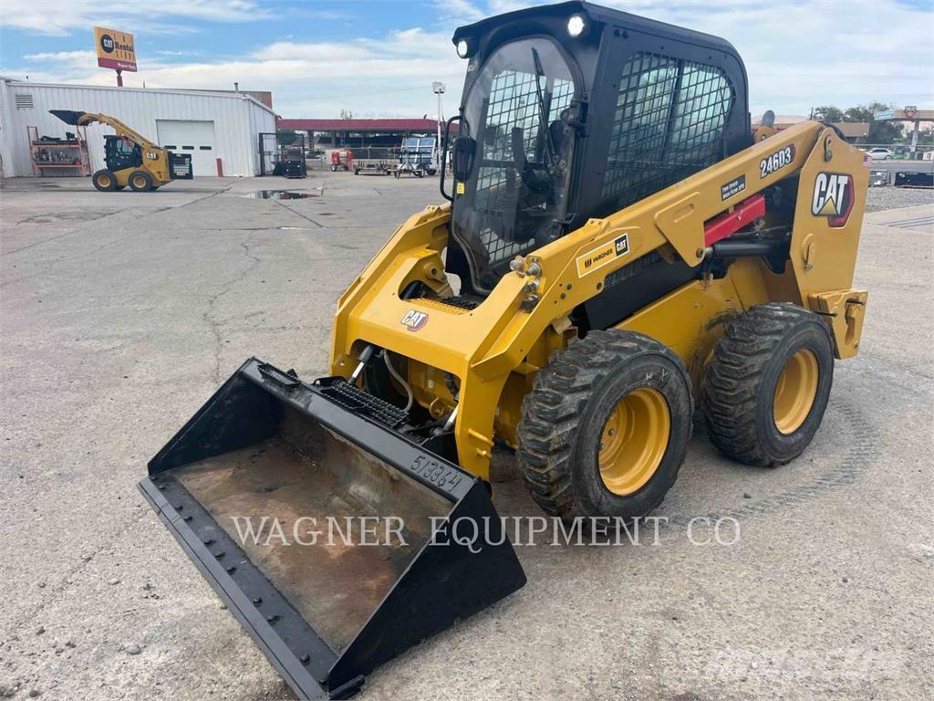 CAT 246D3 スキッドステアローダー