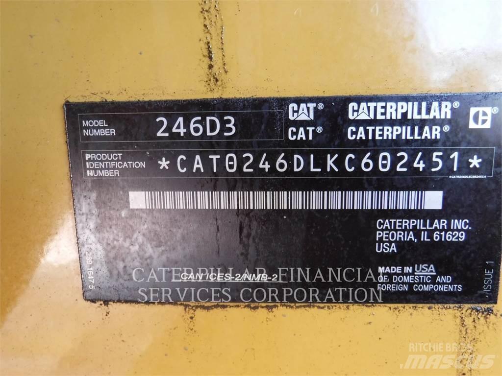 CAT 246D3 スキッドステアローダー