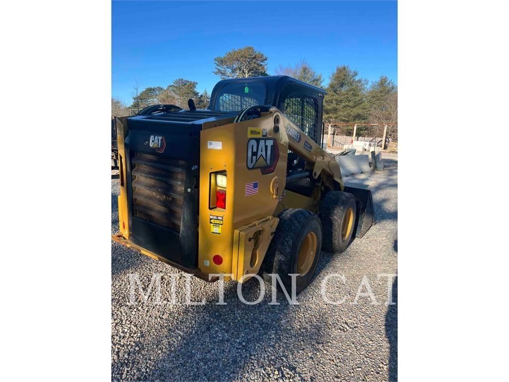 CAT 246D3 スキッドステアローダー