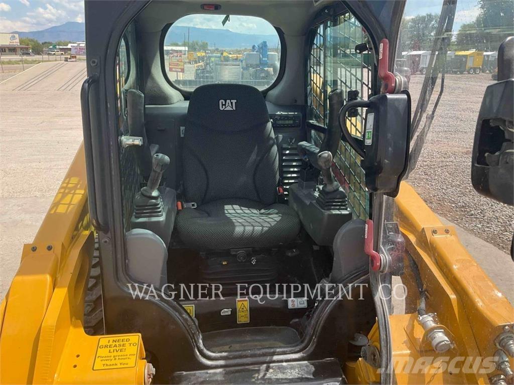CAT 246D3 スキッドステアローダー