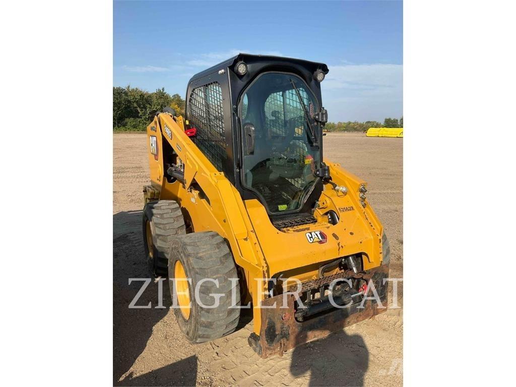 CAT 246D3 スキッドステアローダー