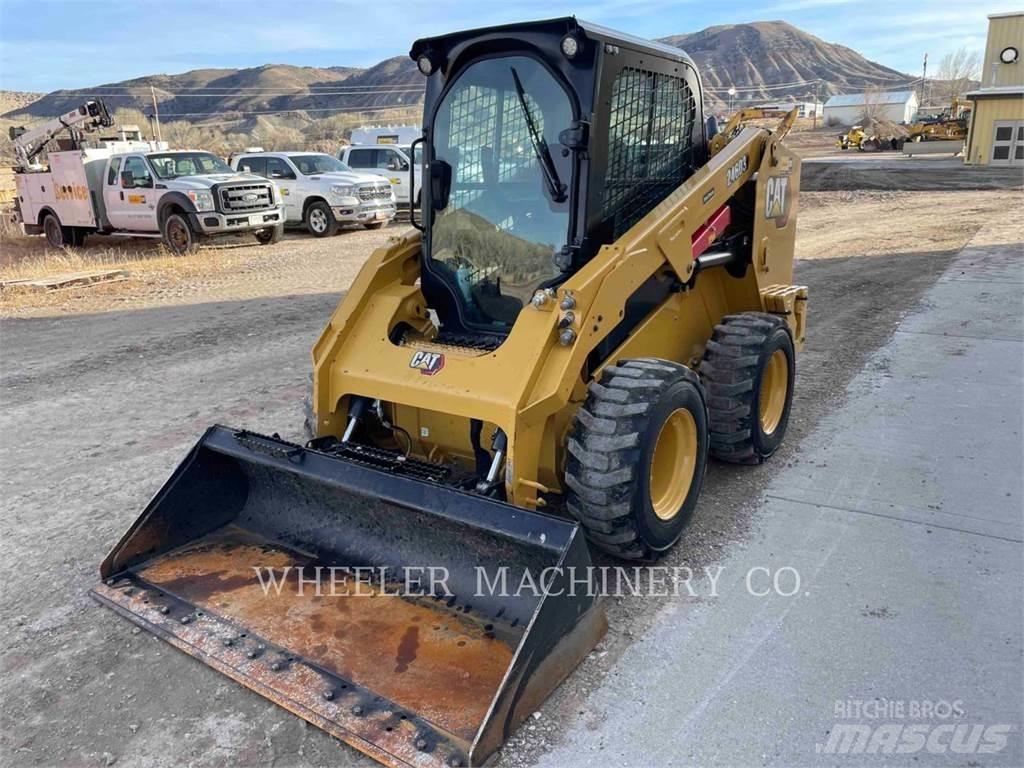 CAT 246D3 C3H2 スキッドステアローダー