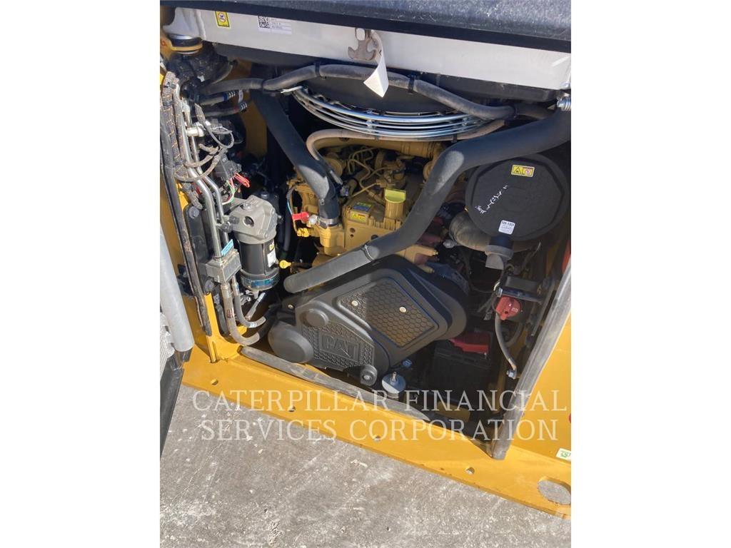 CAT 255-05 クローラーローダー