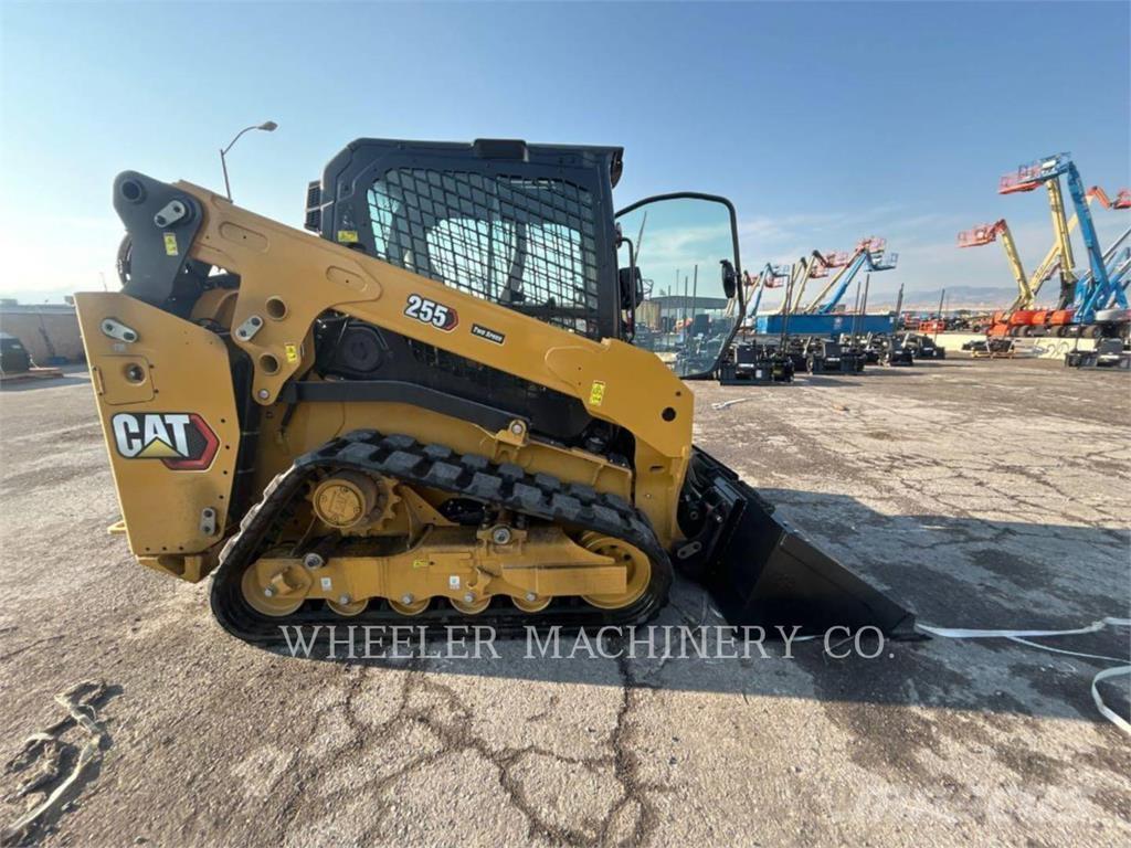 CAT 255 C3H2 クローラーローダー