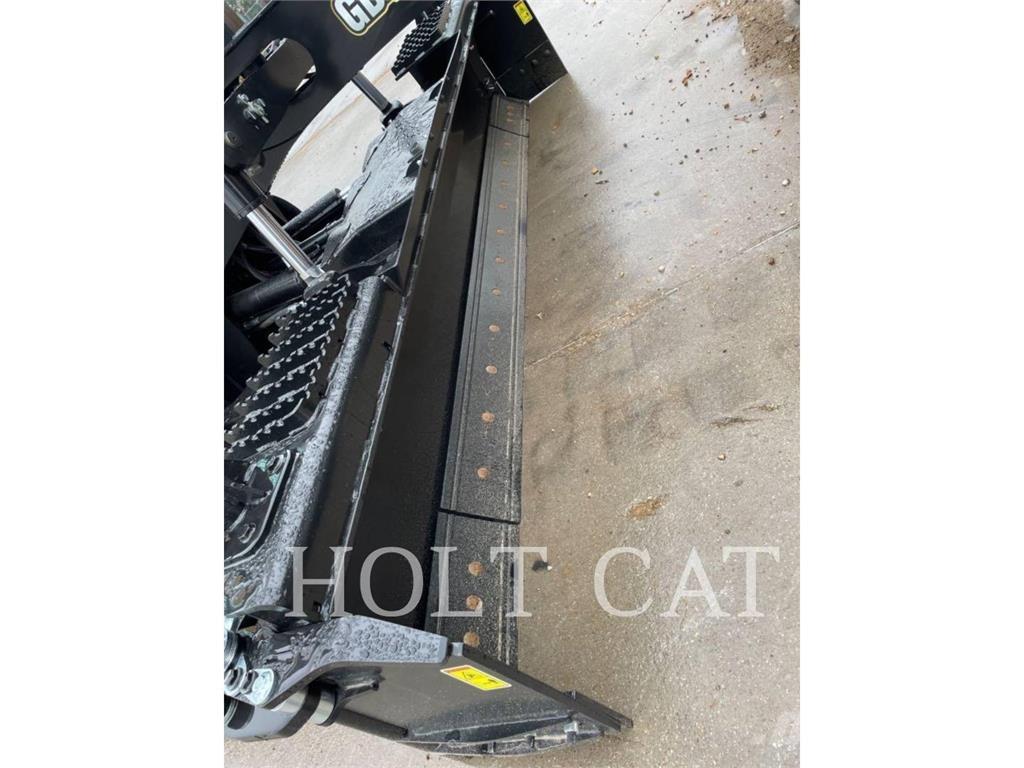 CAT 255 DEMO スキッドステアローダー