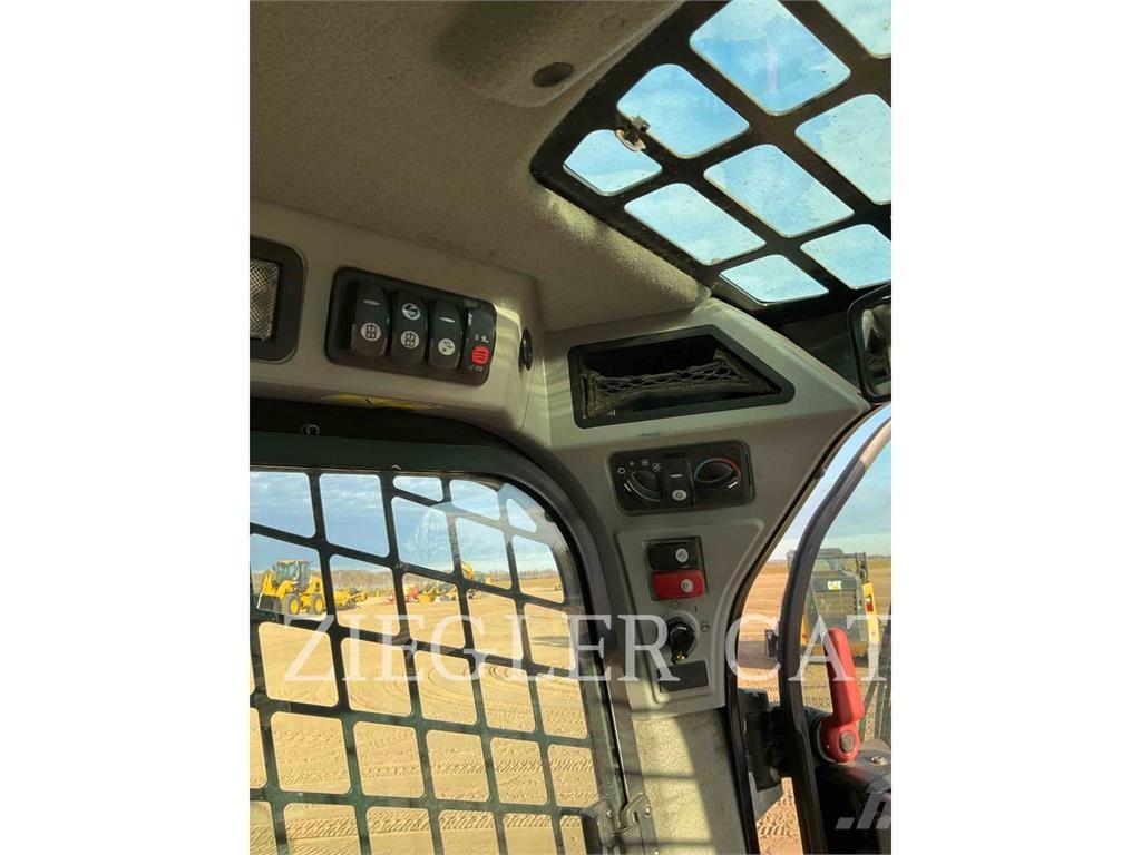 CAT 257D クローラーローダー