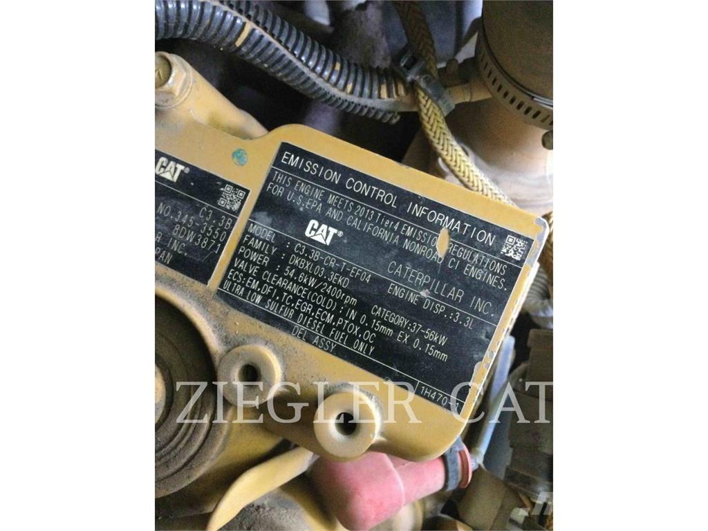 CAT 259D クローラーローダー