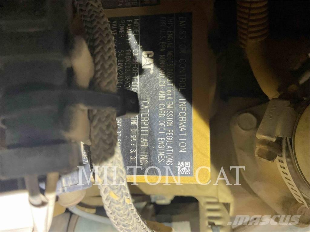 CAT 259D 3 スキッドステアローダー