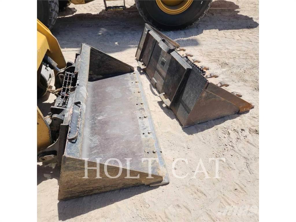 CAT 259D CAB スキッドステアローダー