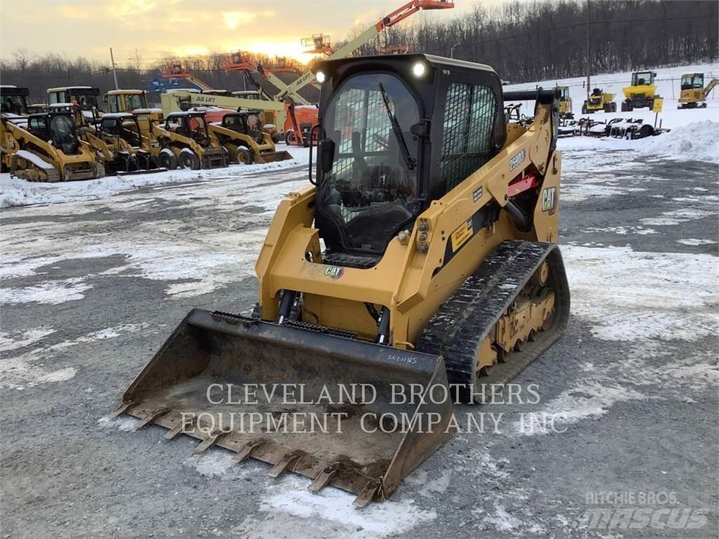 CAT 259D HF スキッドステアローダー