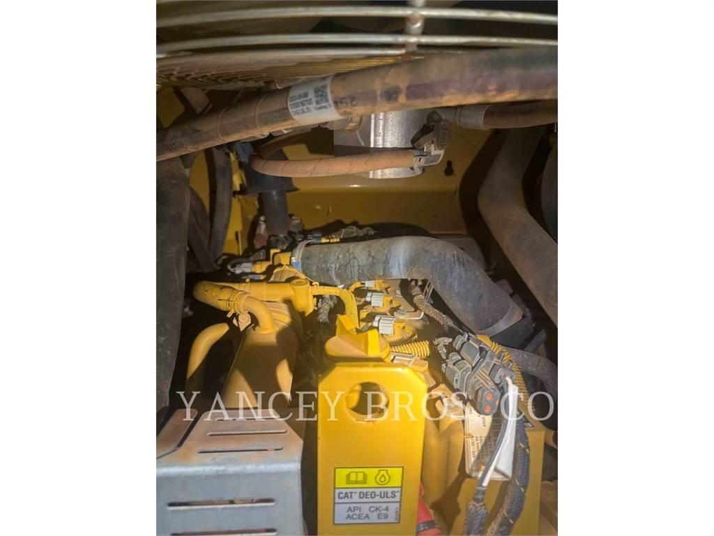 CAT 259D3 スキッドステアローダー