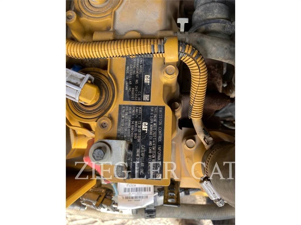 CAT 259D3 クローラーローダー