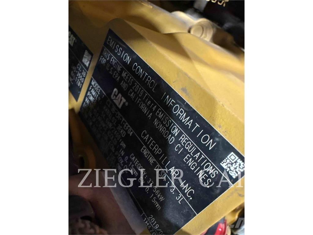 CAT 259D3 クローラーローダー