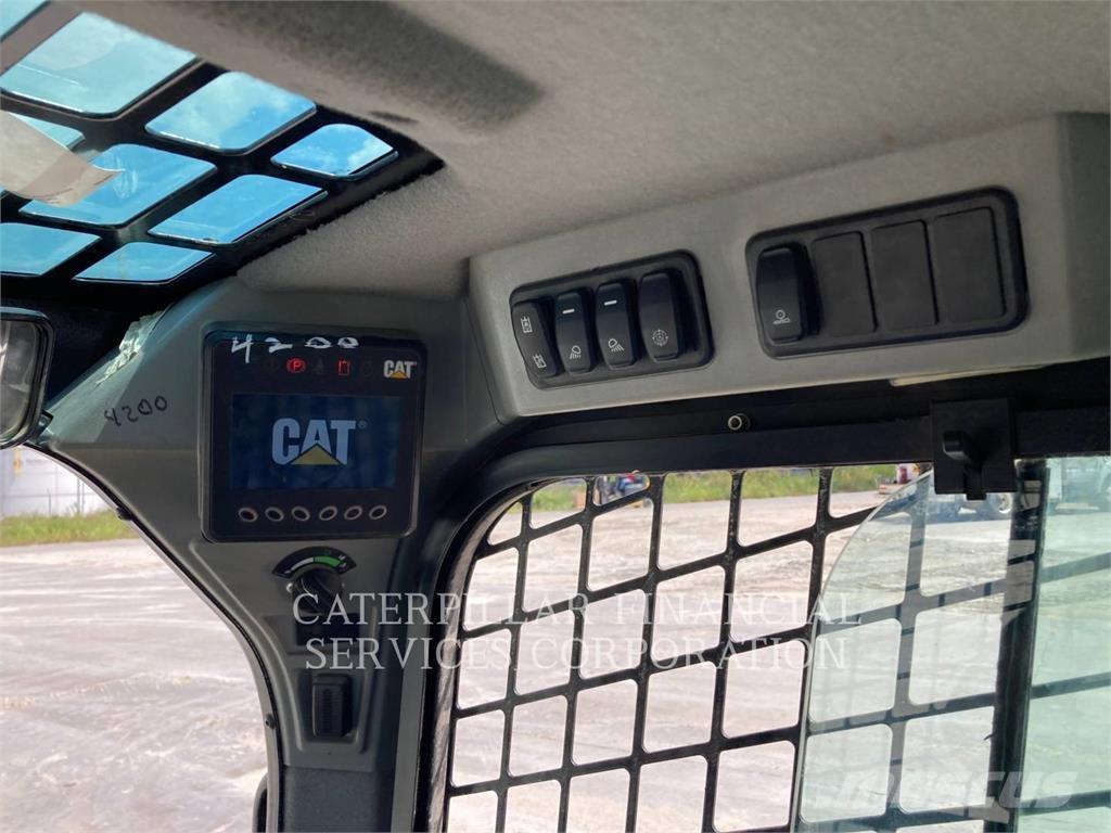 CAT 259D3 クローラーローダー