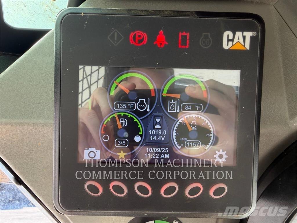 CAT 259D3 クローラーローダー