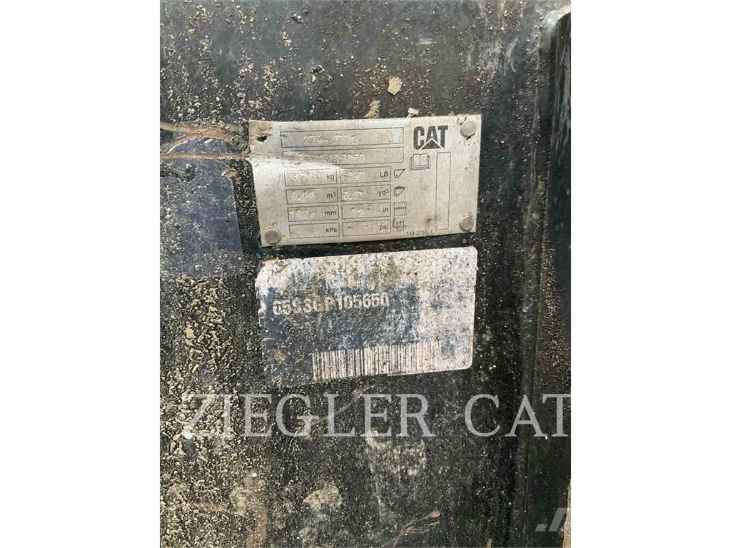 CAT 259D3 クローラーローダー